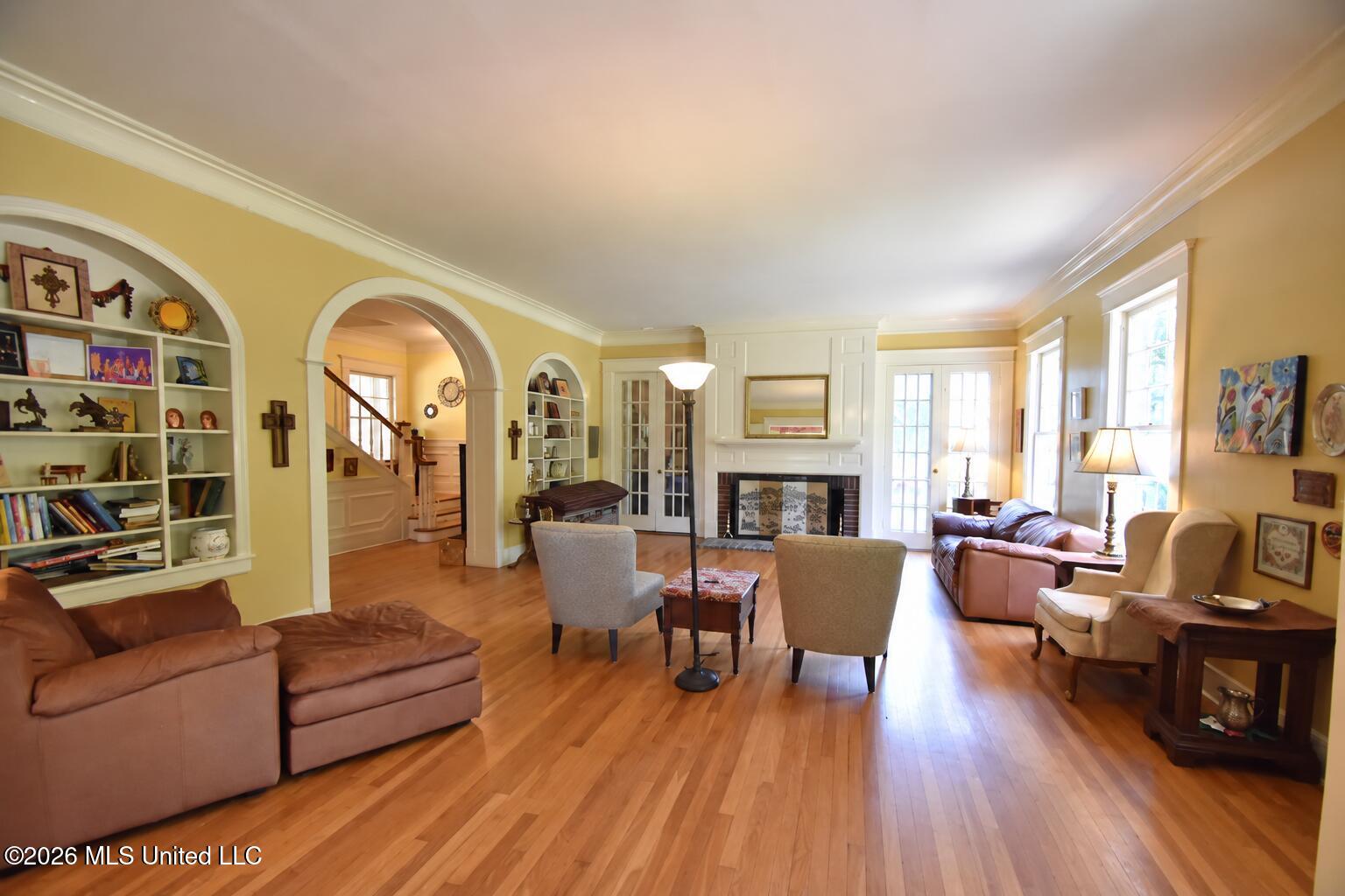 1211 River Road
