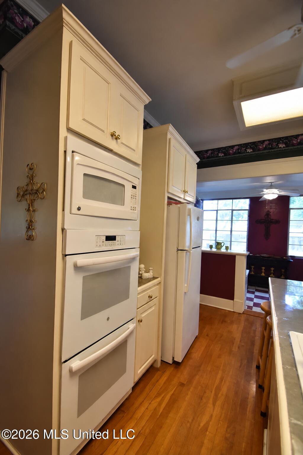 1211 River Road