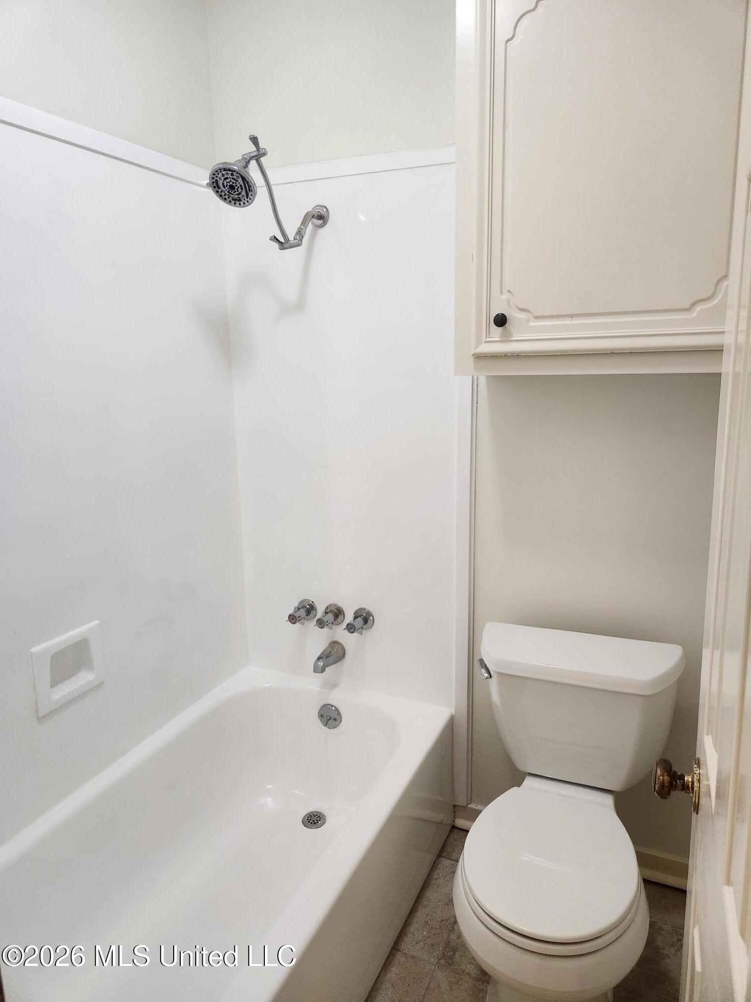 635 Live Oak Drive