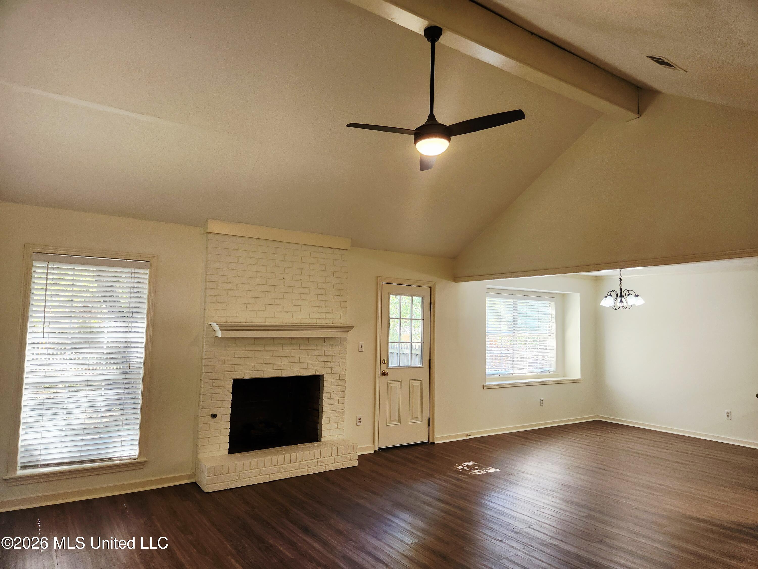 635 Live Oak Drive