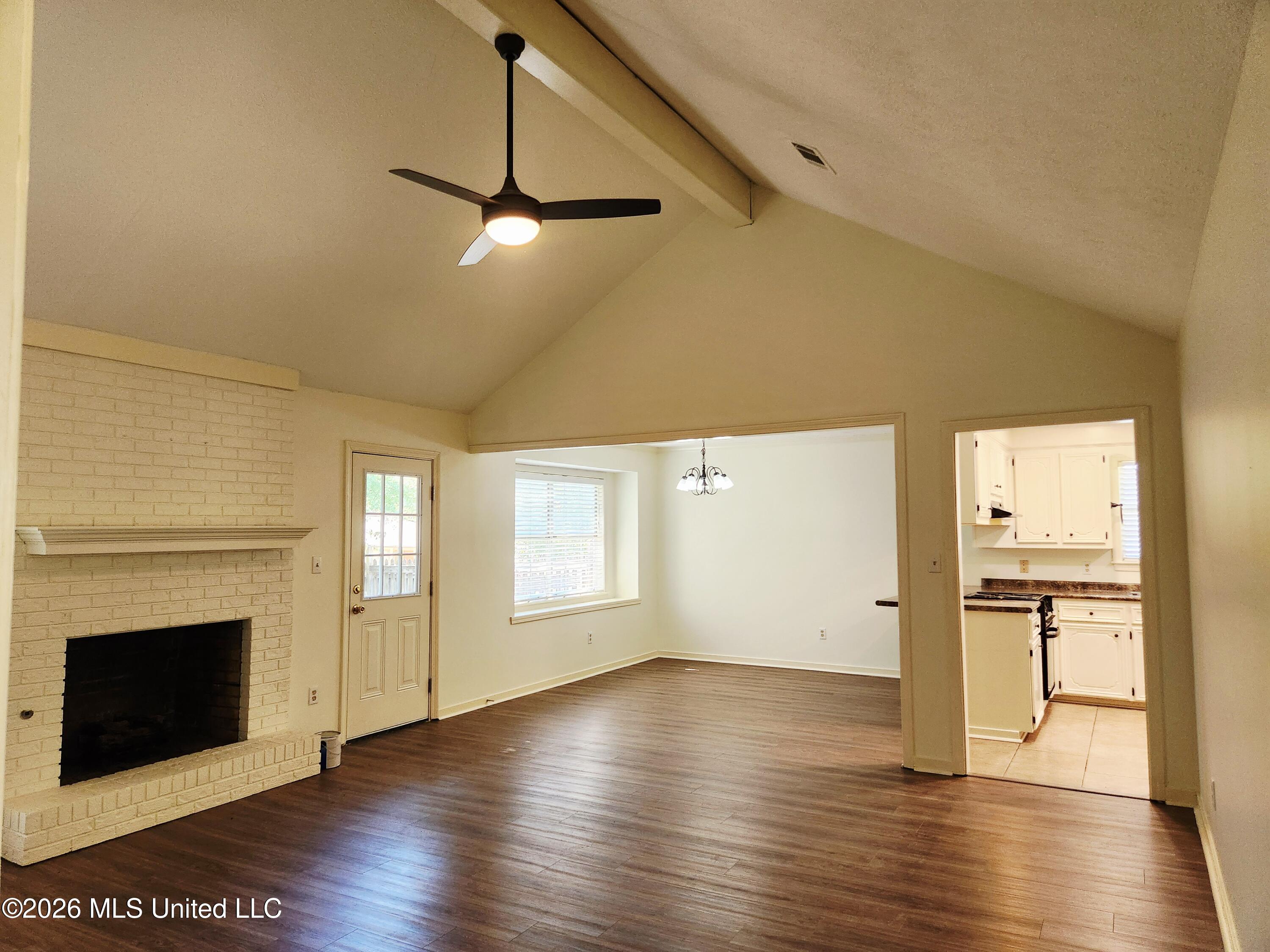 635 Live Oak Drive