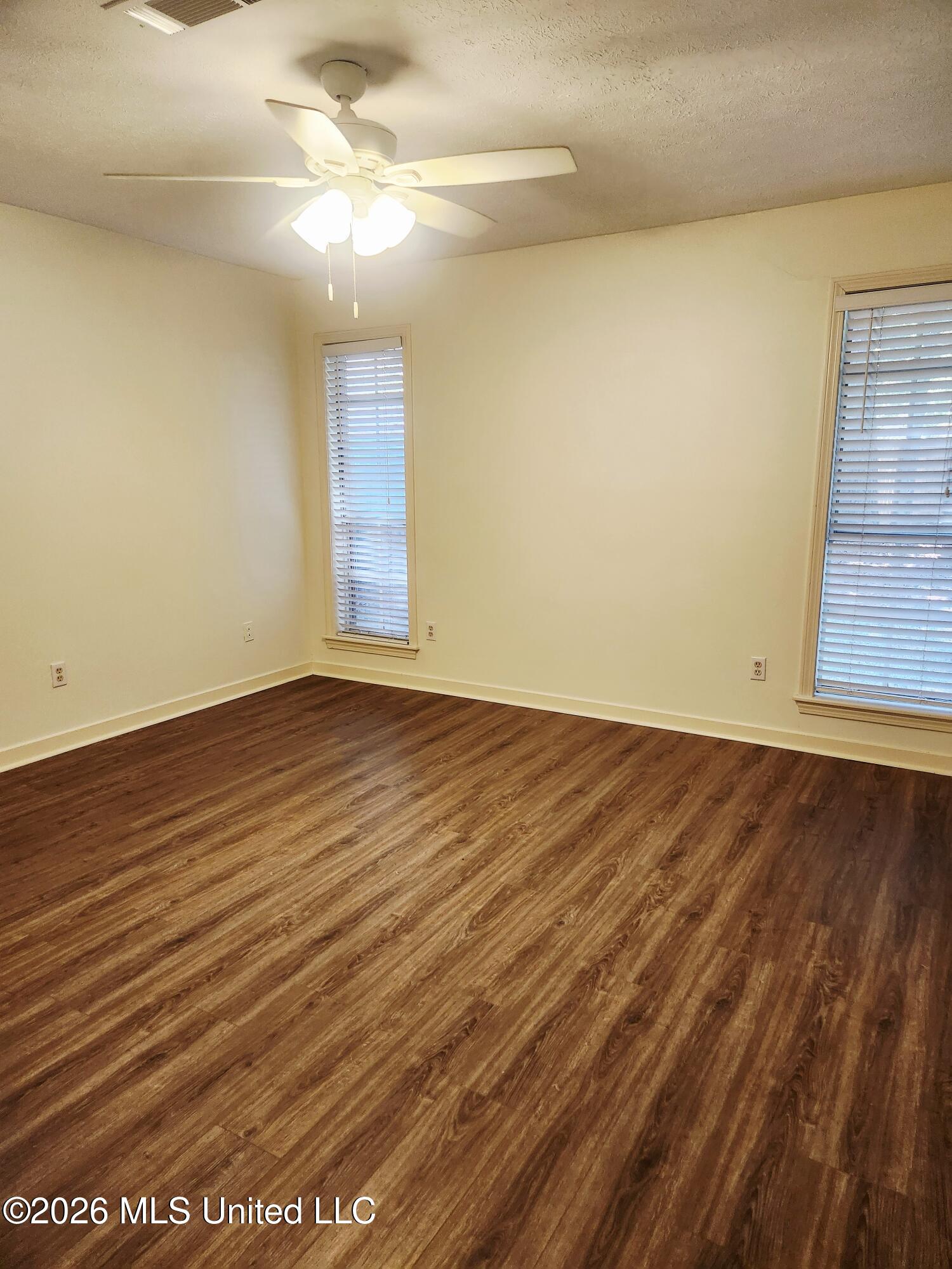 635 Live Oak Drive