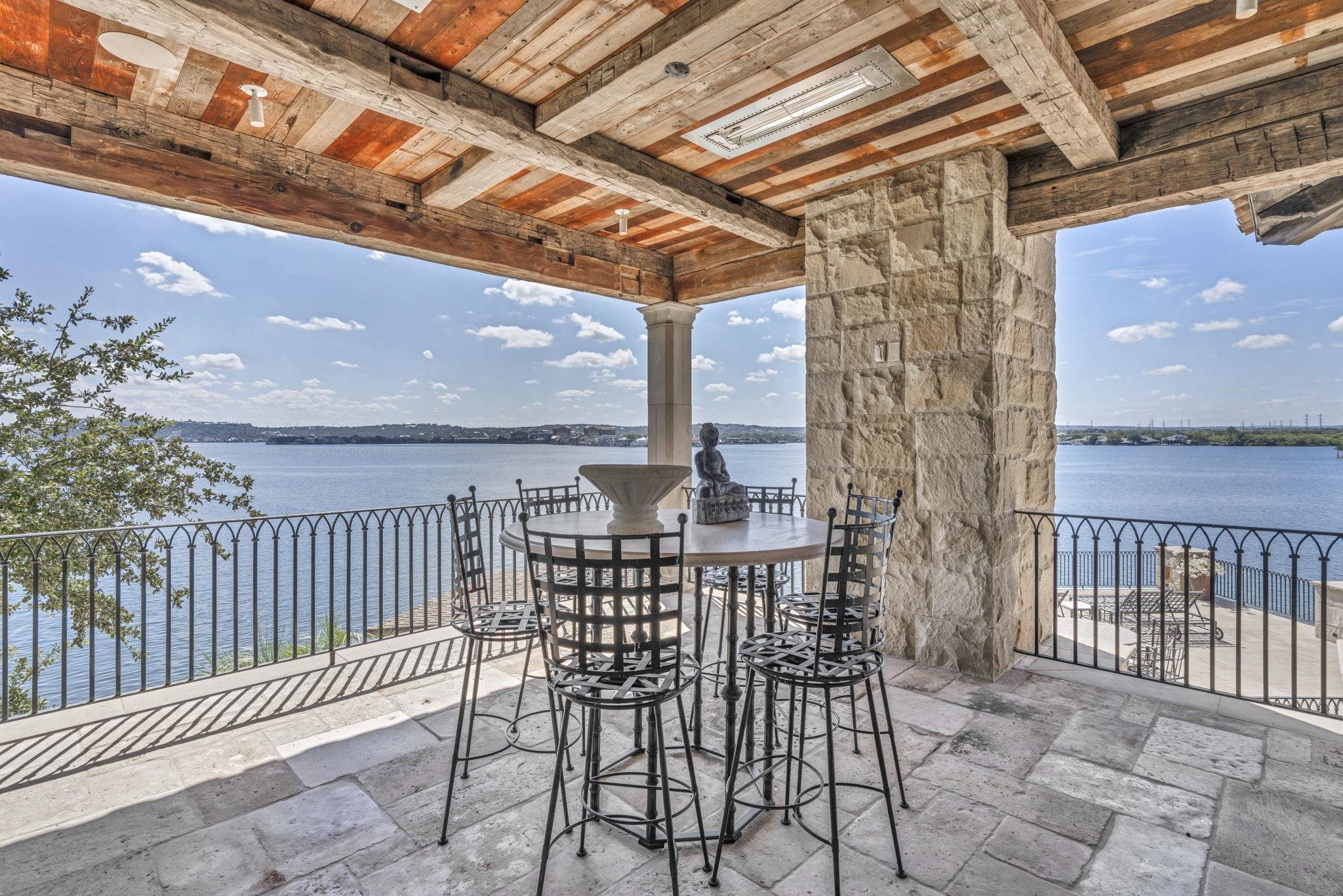 419 Lighthouse