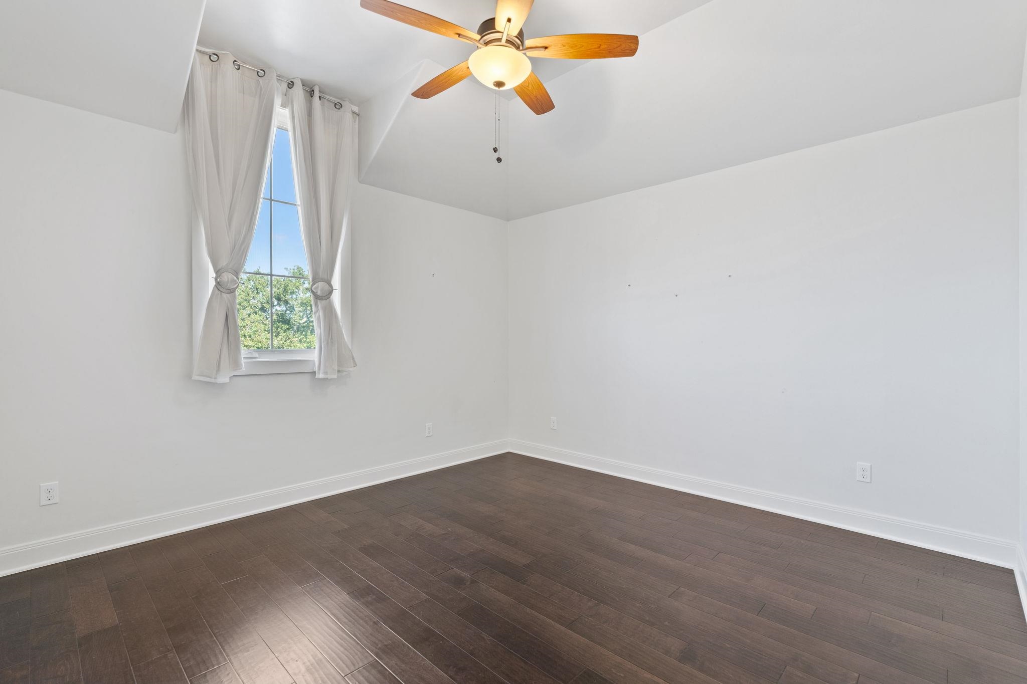 301 Twisted Oak Drive