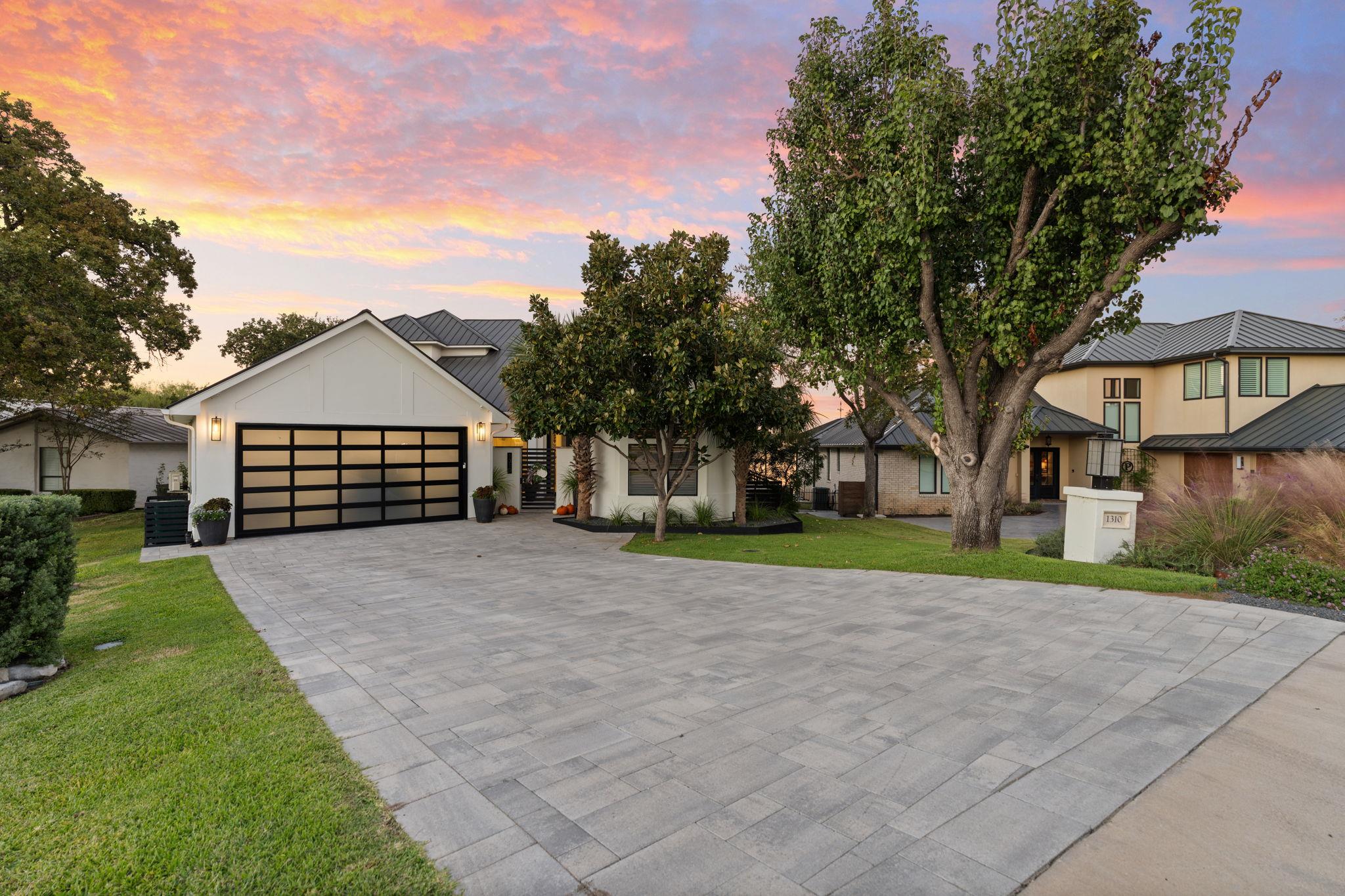 1310 Broken Arrow