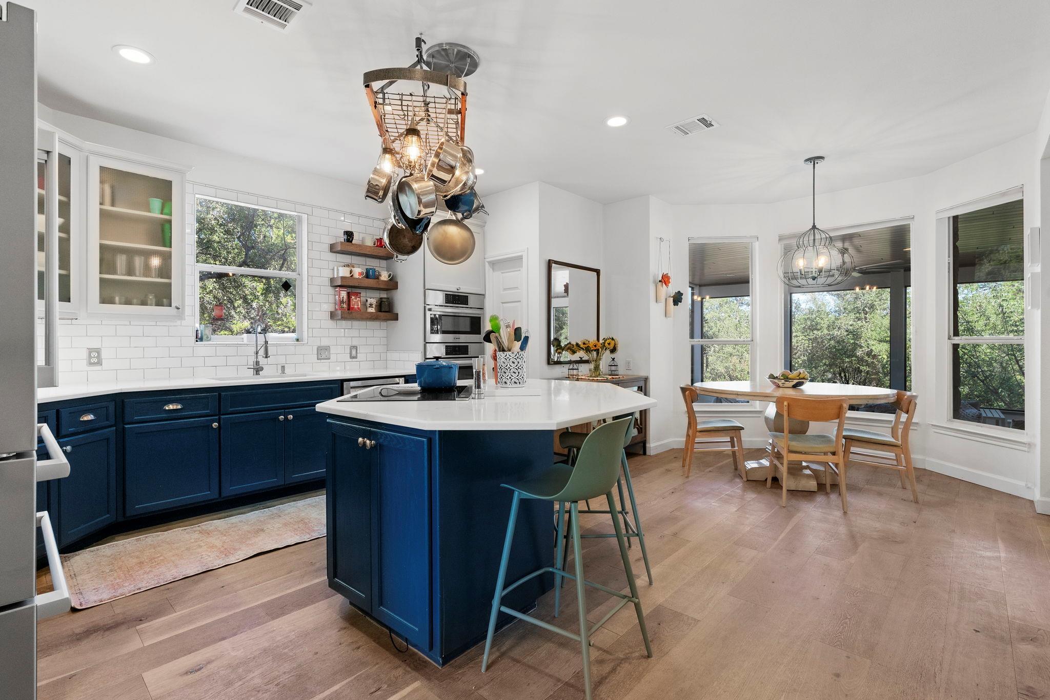 5111 Great Divide DR