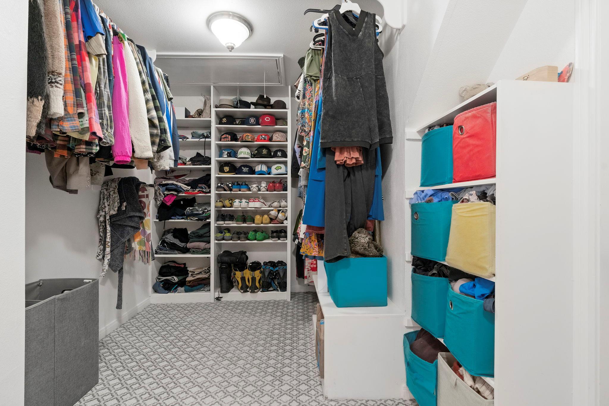 5111 Great Divide DR