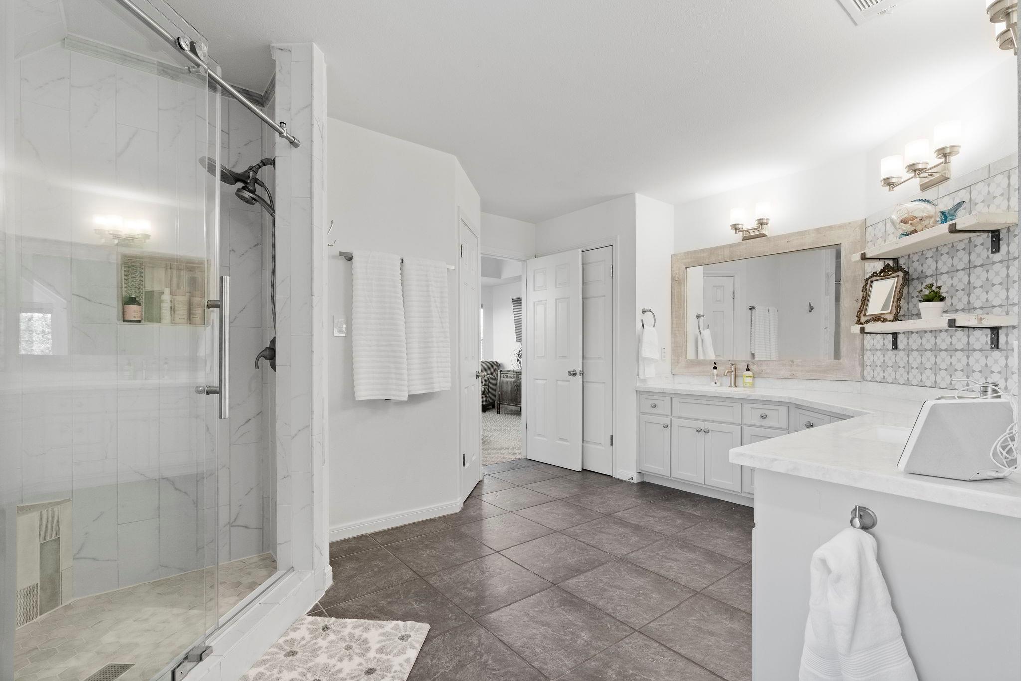 5111 Great Divide DR