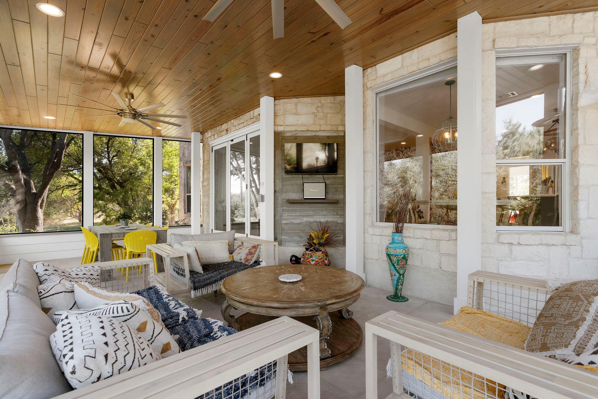 5111 Great Divide DR