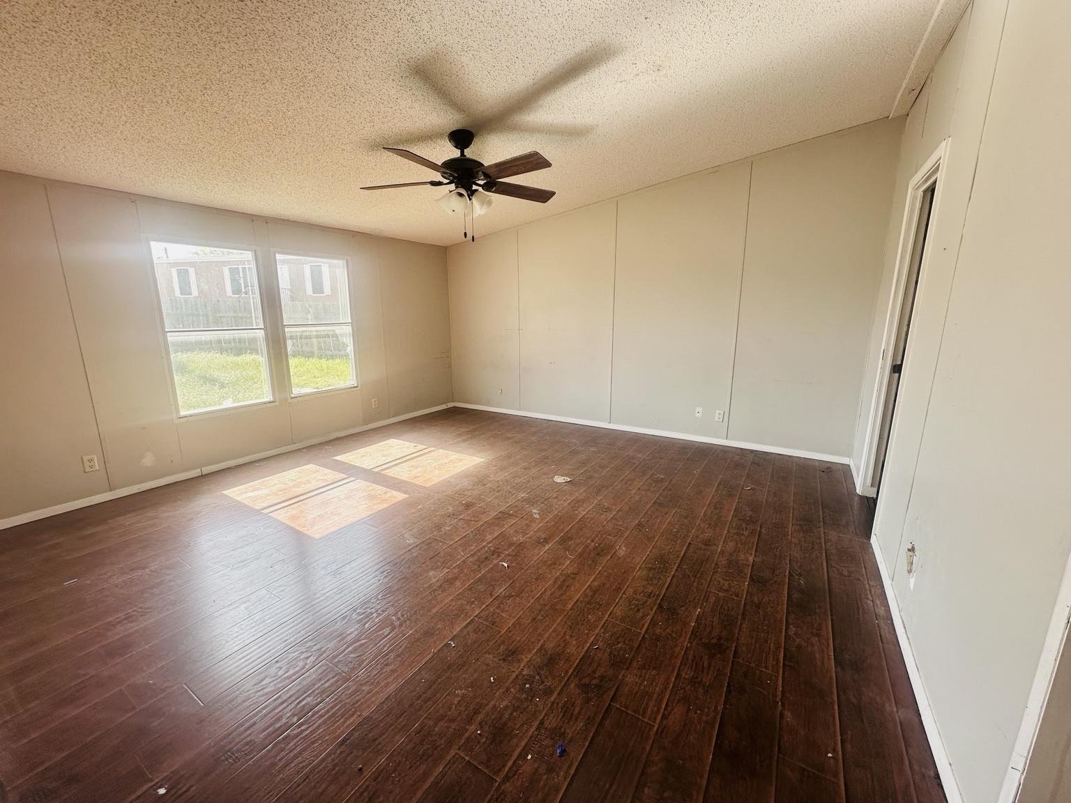 1400 Shawnee Circle CIR