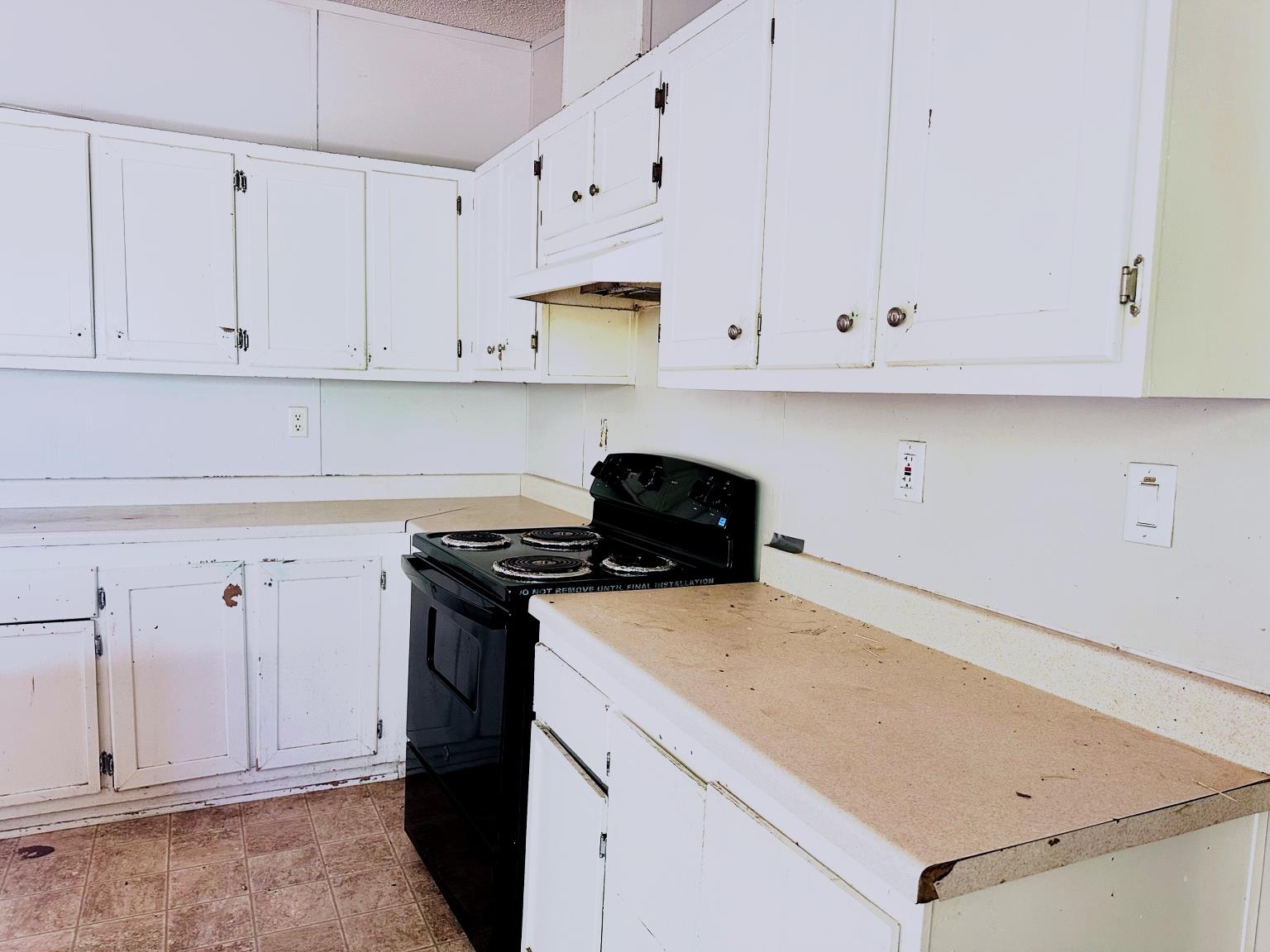 1400 Shawnee Circle CIR