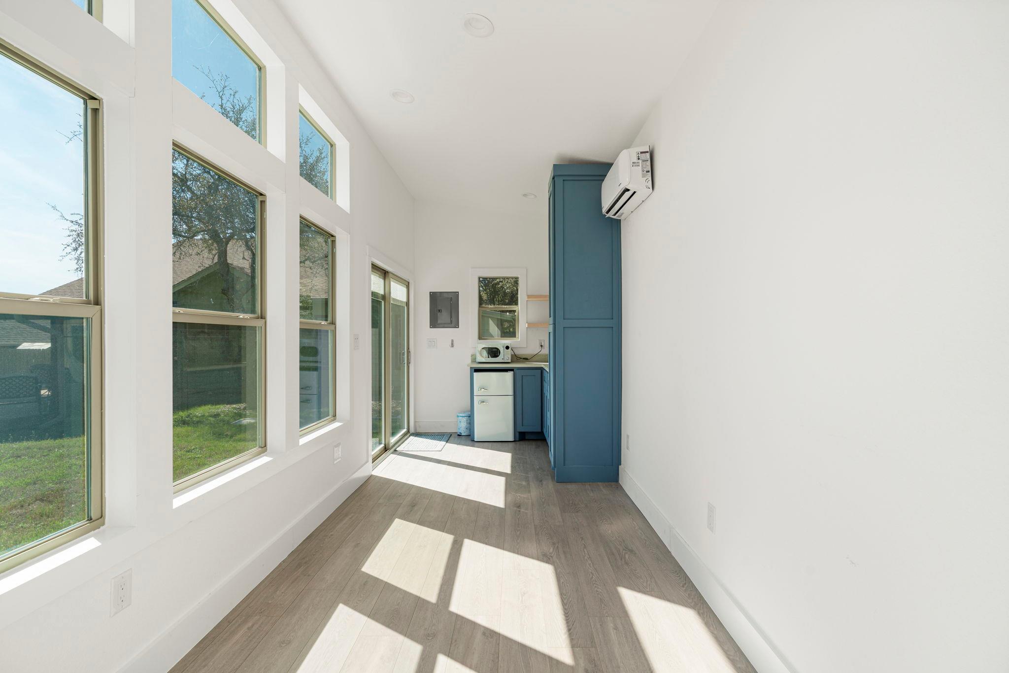 10233 Twin Lake LOOP