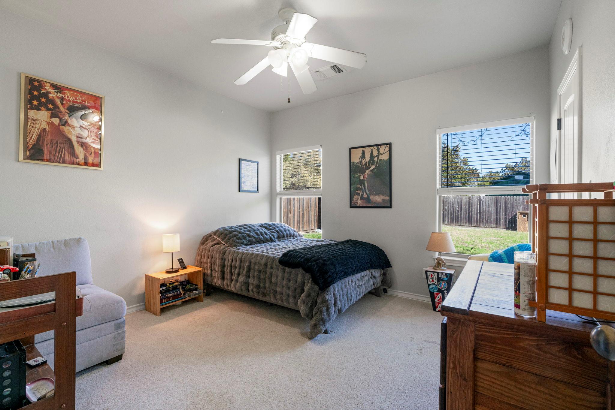 10233 Twin Lake LOOP