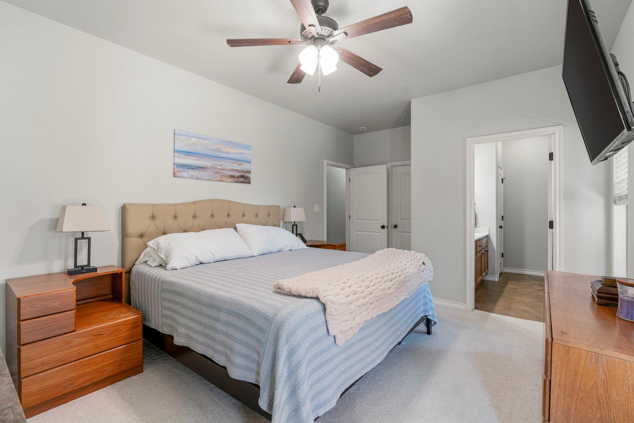 10233 Twin Lake LOOP