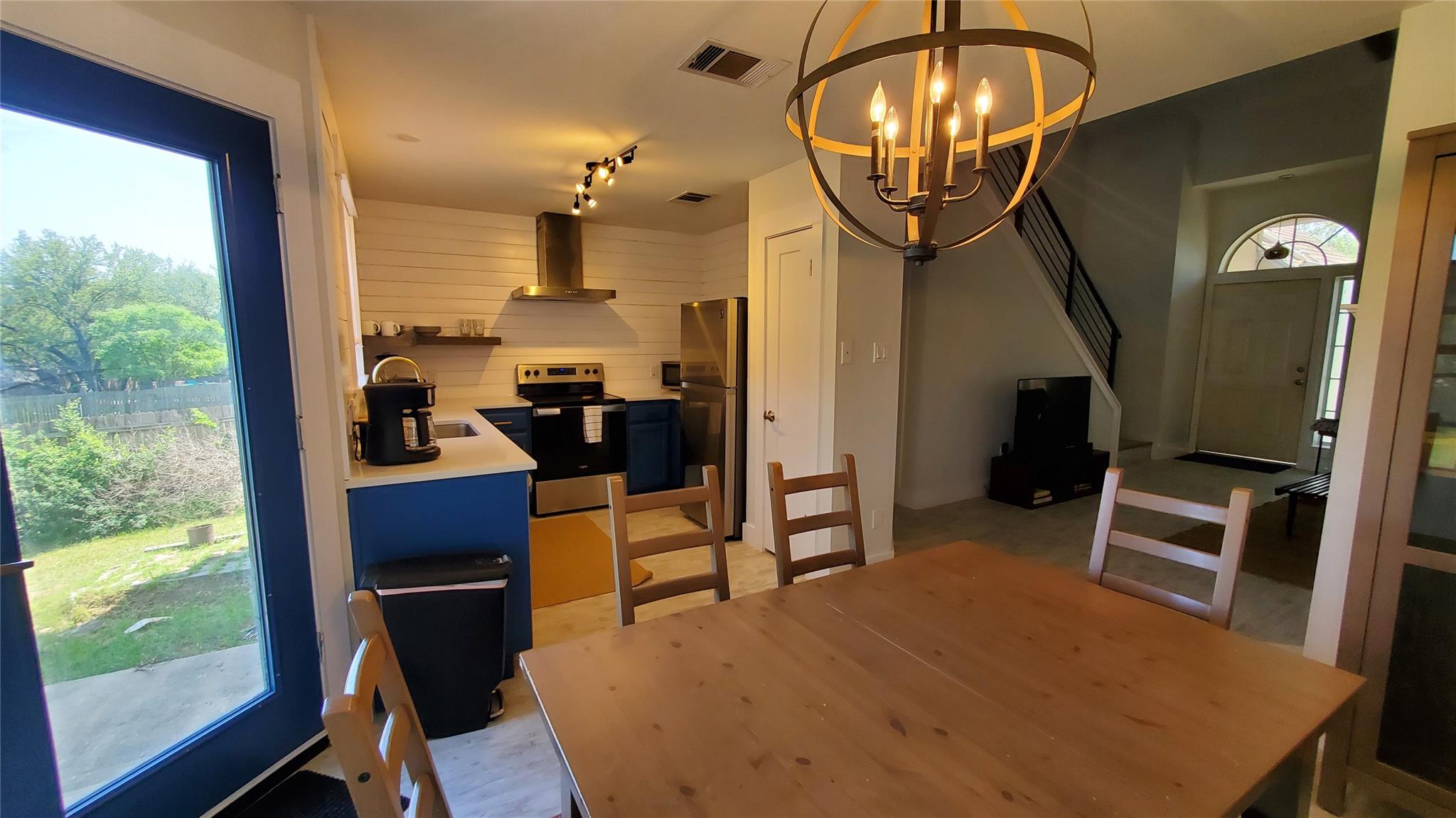 10201 Sandy Beach RD