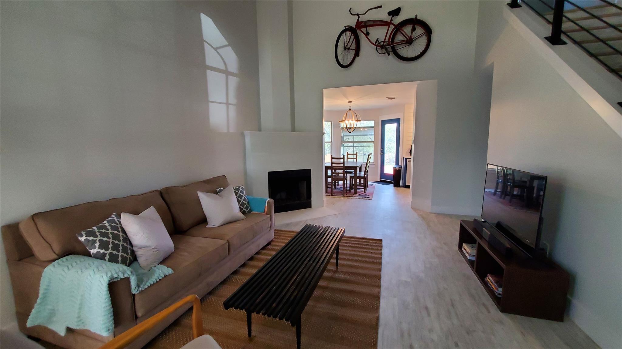 10201 Sandy Beach RD