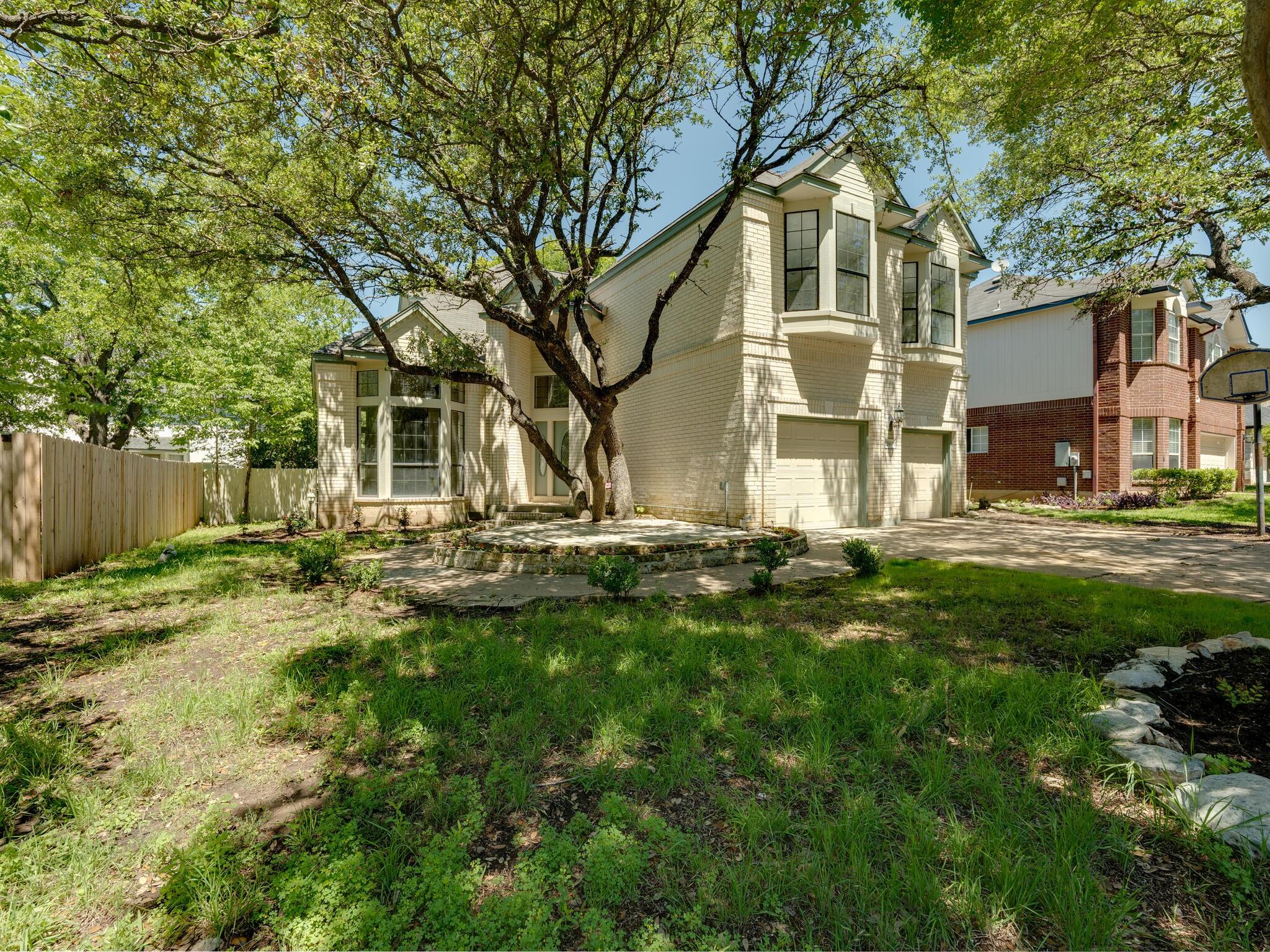 3944 Kristencreek LN