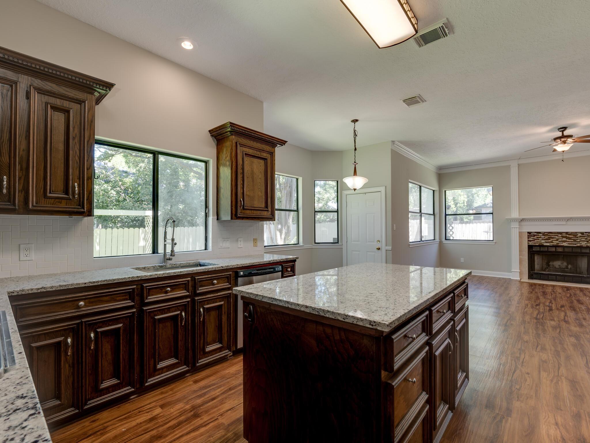 3944 Kristencreek LN