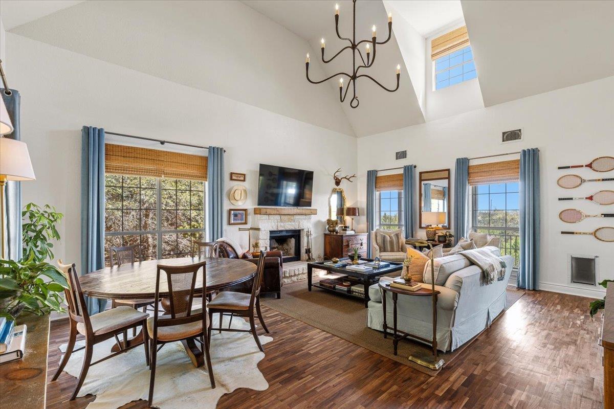 10605 Lake Beach DR