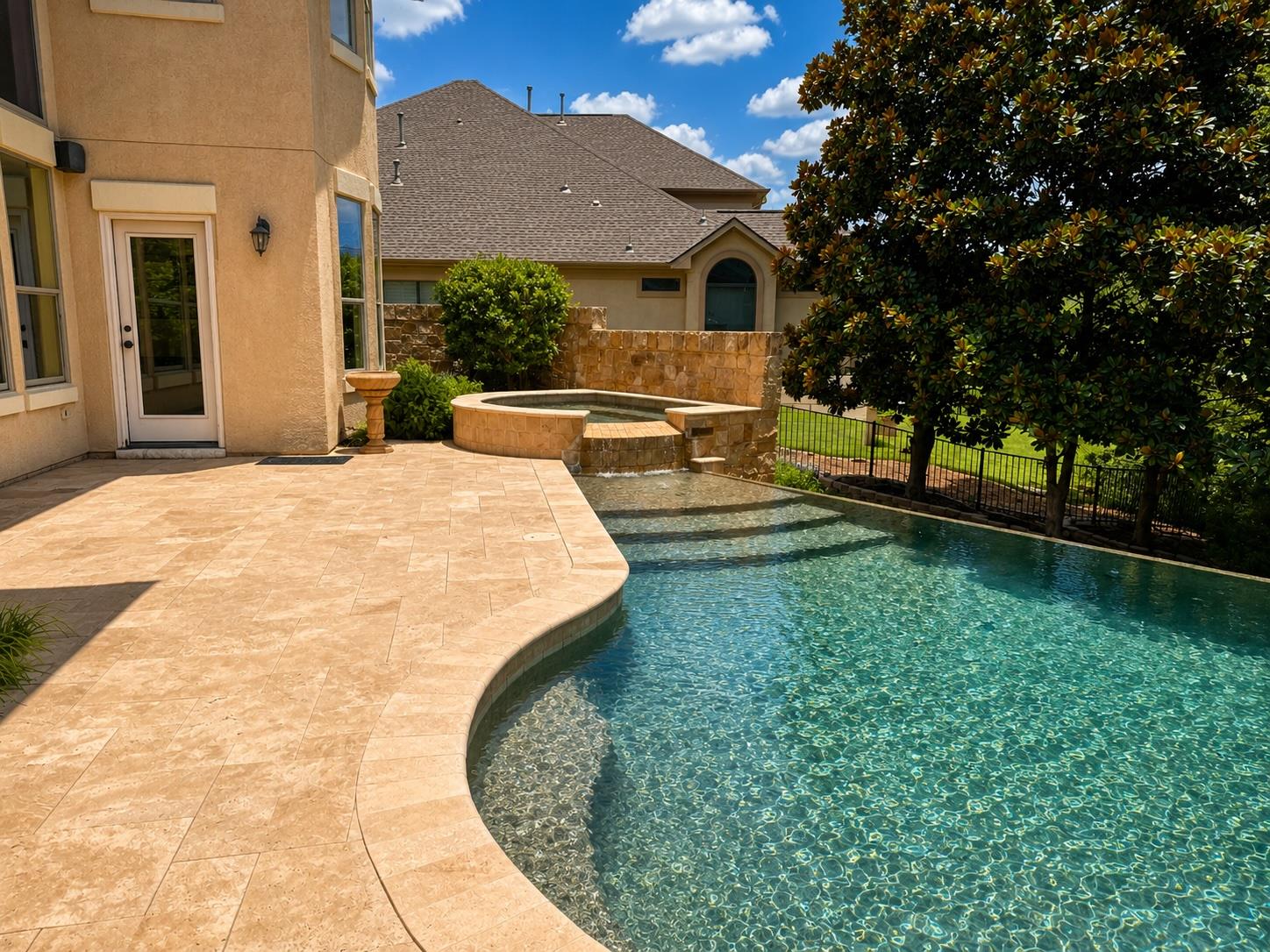 206 Varco DR