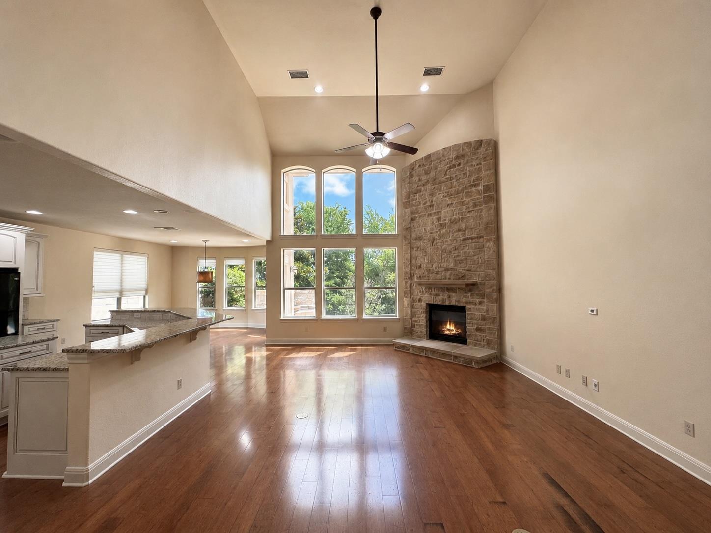206 Varco DR