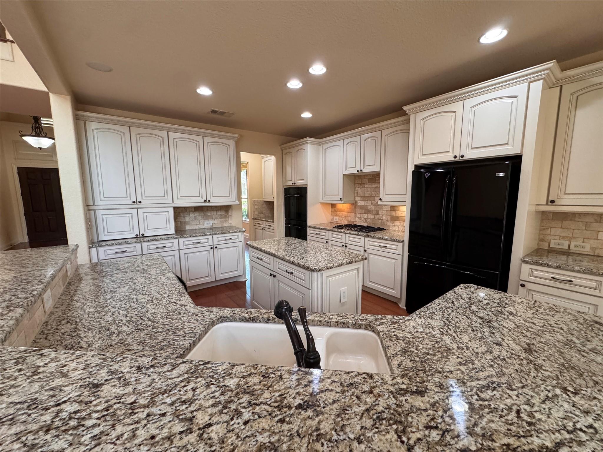 206 Varco DR