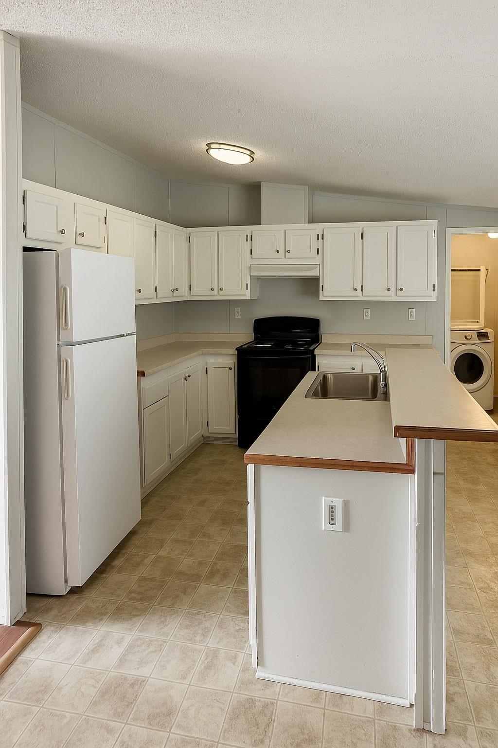 1400 Shawnee Circle CIR