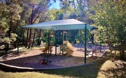 1400 Shawnee Circle CIR