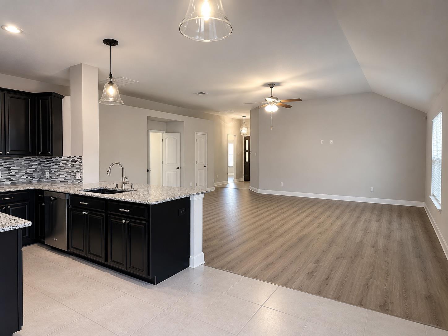 18512 Rio Chama LN