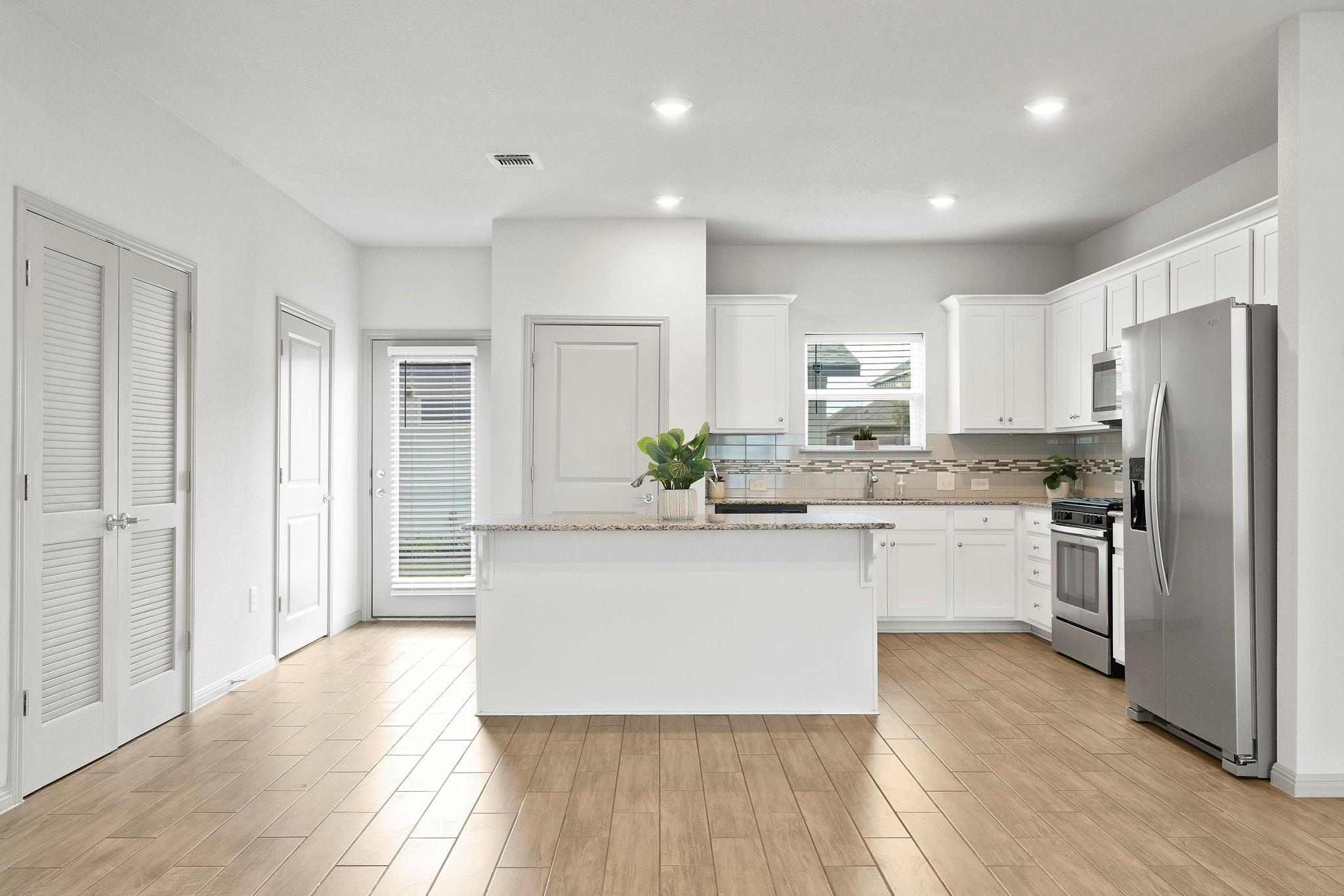 5913-B Charles Merle DR # 16