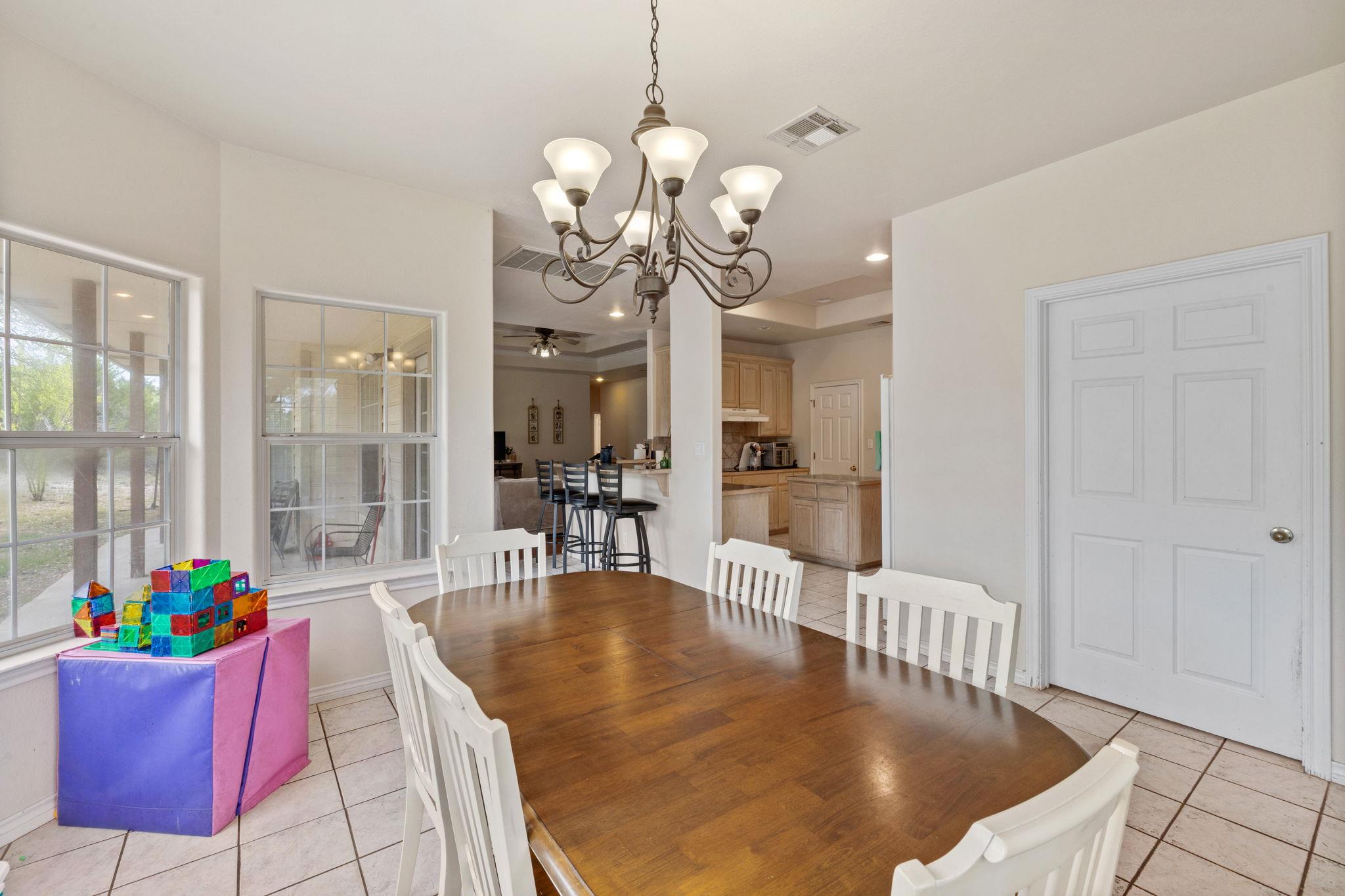 10045 W Cave LOOP