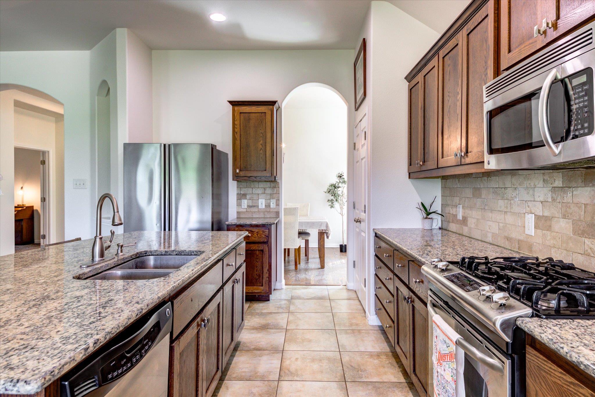 5521 Texas Bluebell DR