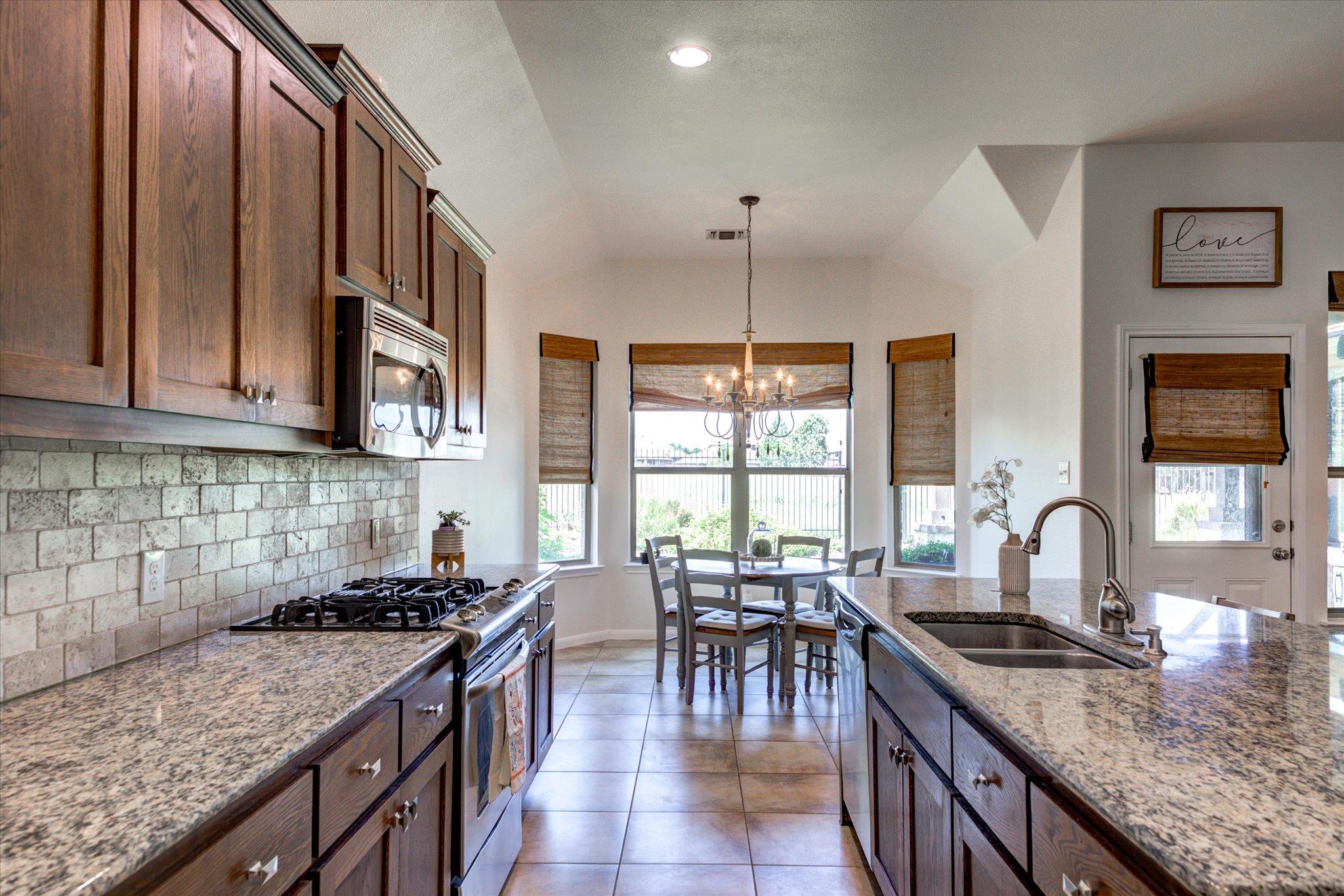 5521 Texas Bluebell DR