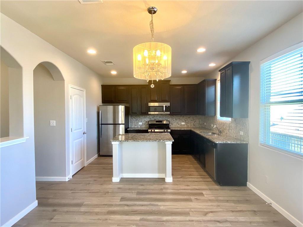 7320 Sunset Heights CIR