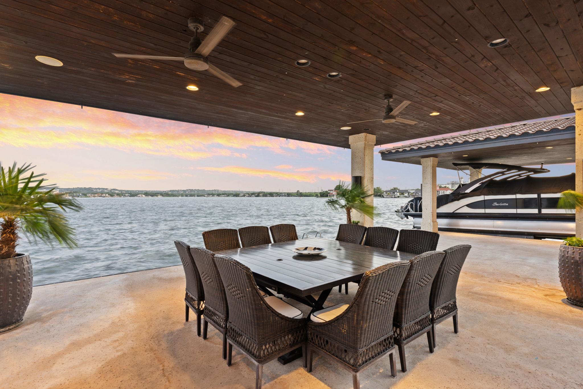 415 Lighthouse DR