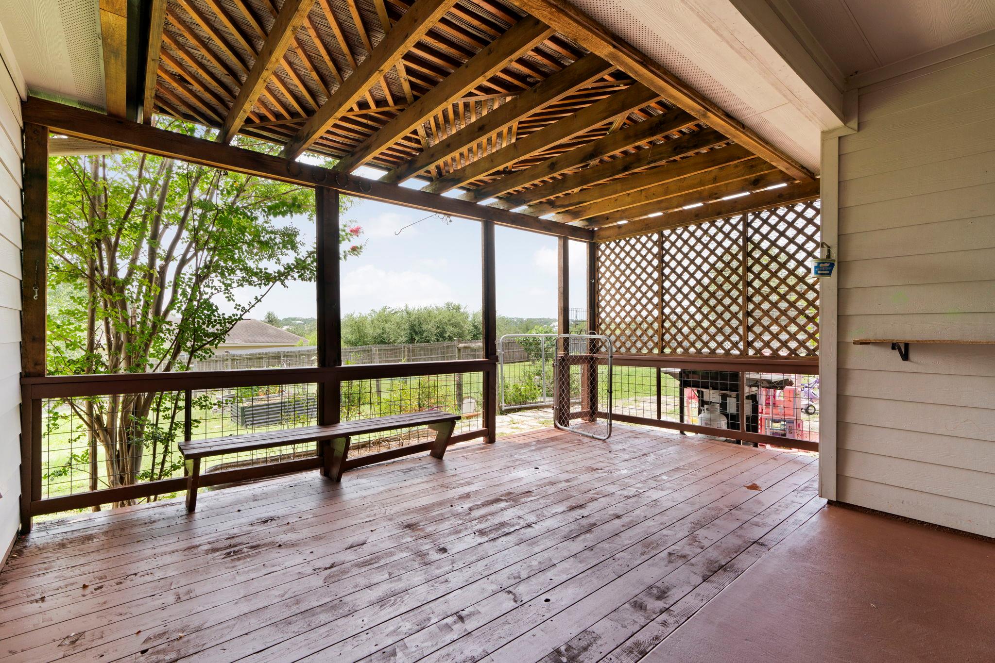 10105 Twin Lake LOOP