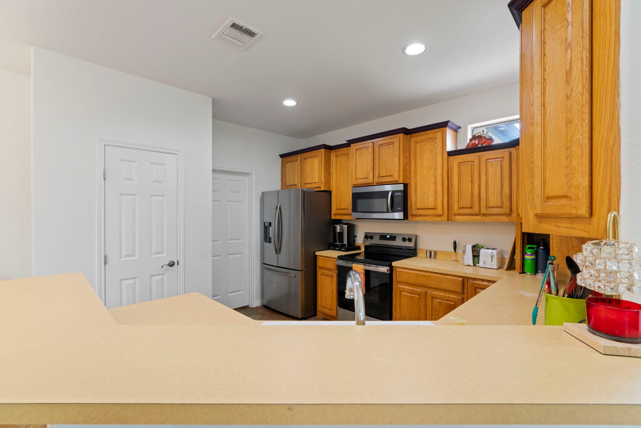 10105 Twin Lake LOOP