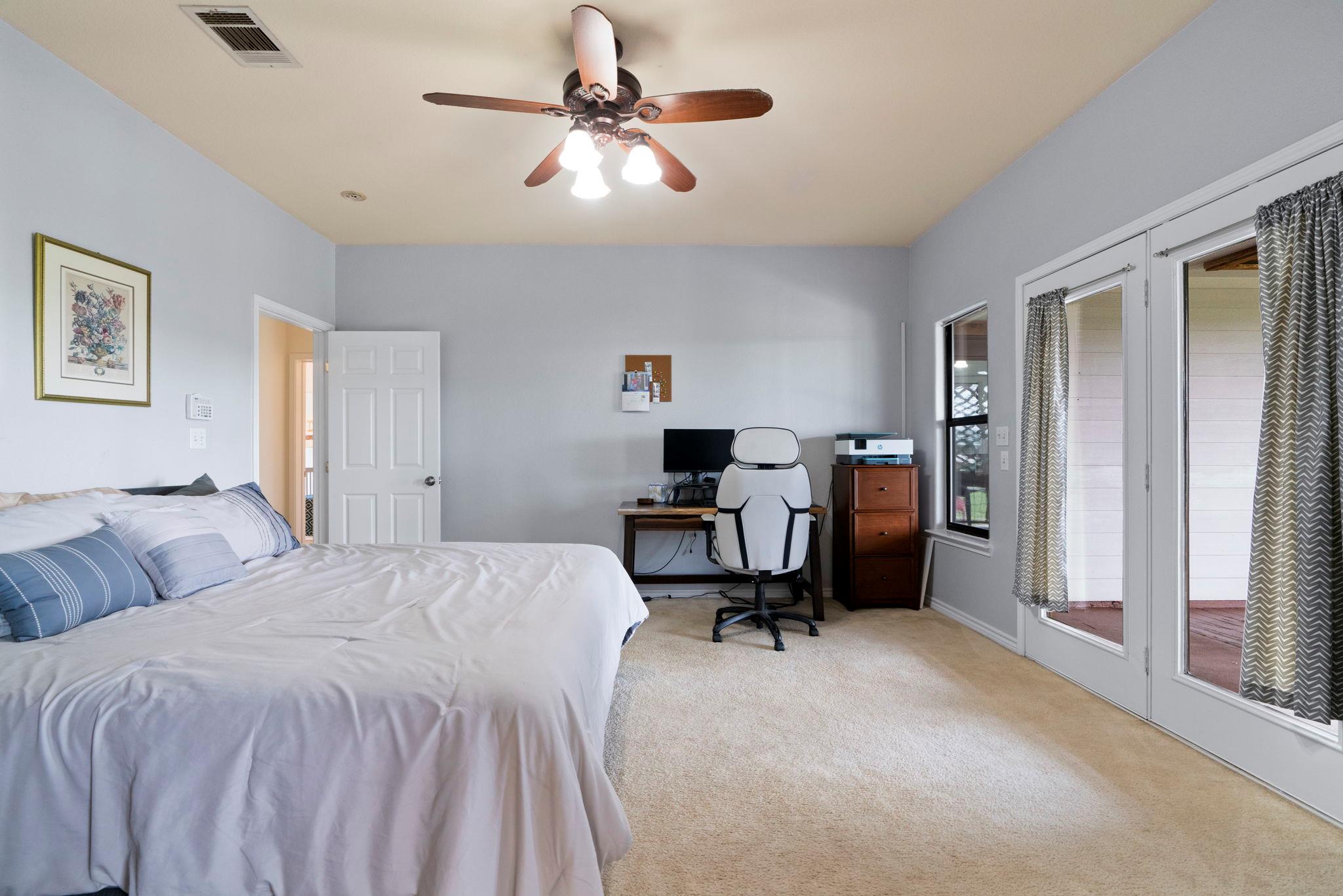 10105 Twin Lake LOOP