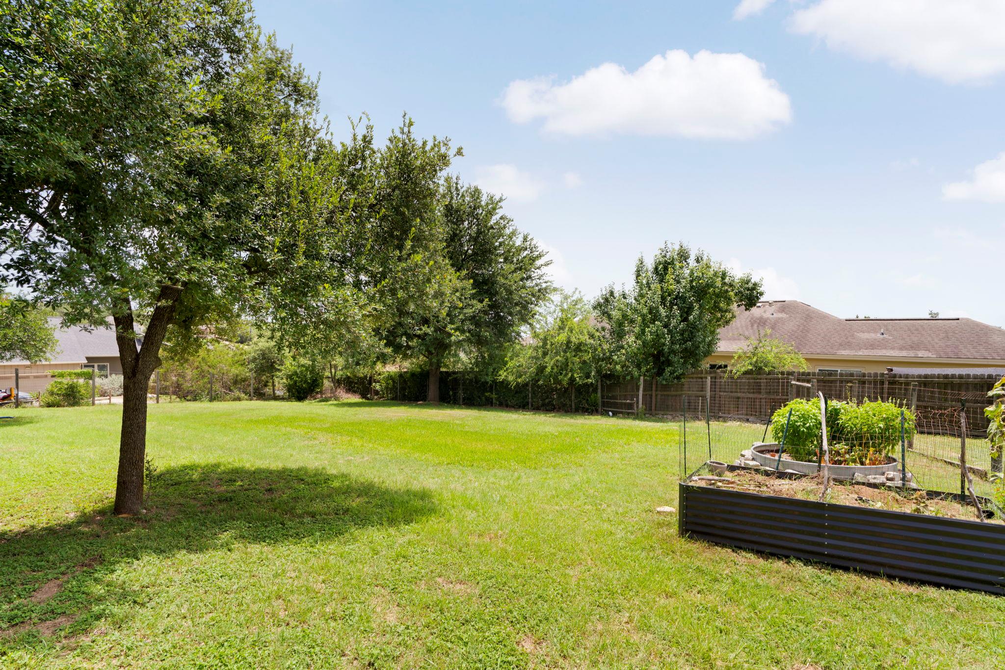 10105 Twin Lake LOOP