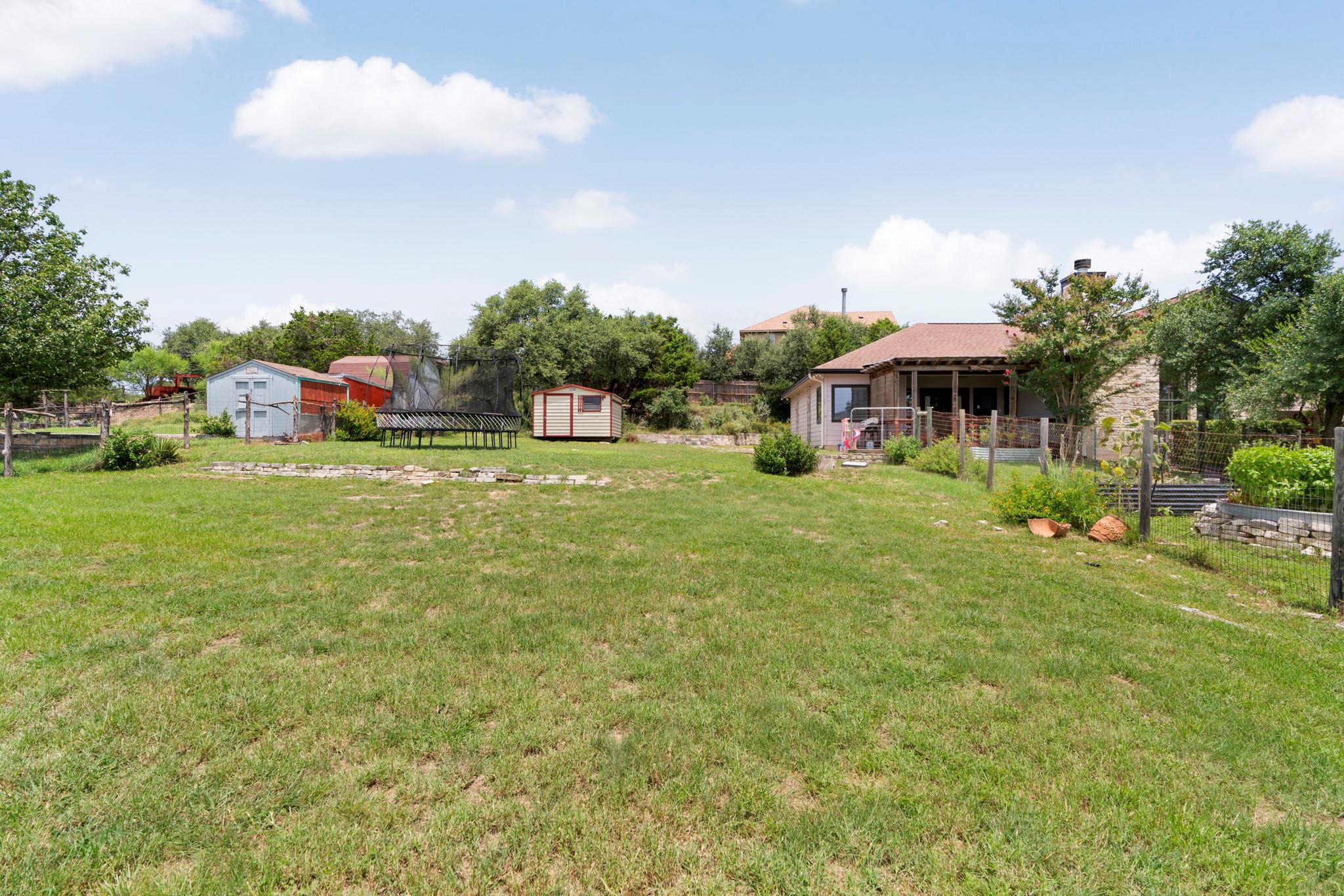 10105 Twin Lake LOOP