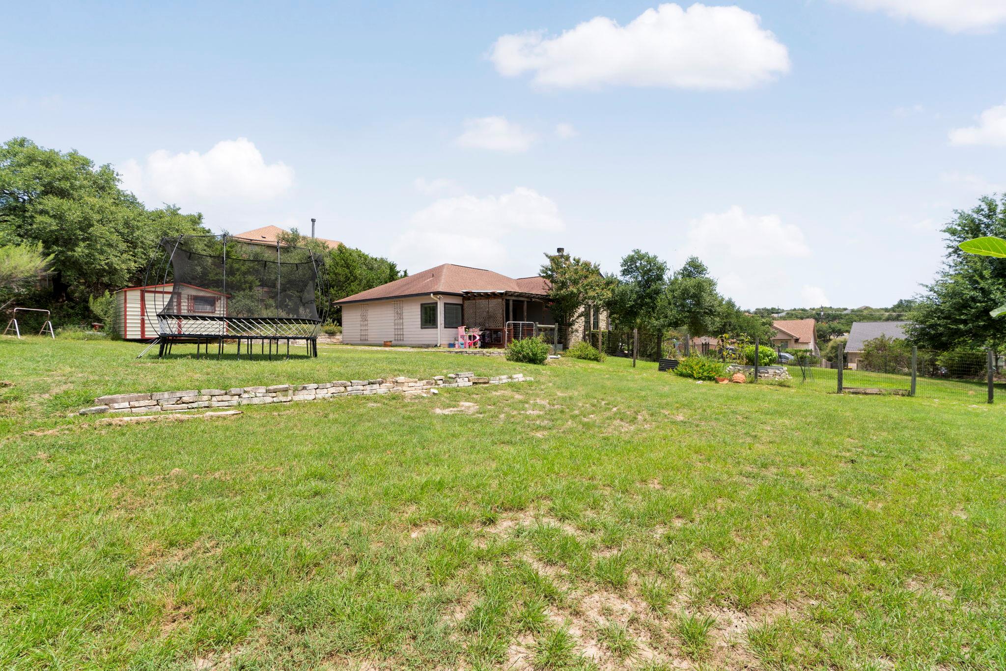 10105 Twin Lake LOOP