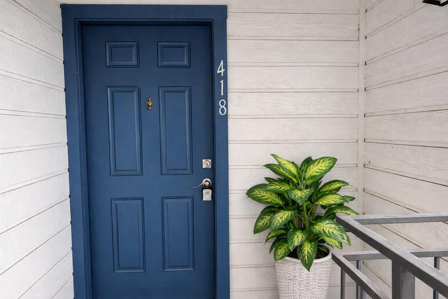 6000 Shepherd Mountain CV # 418