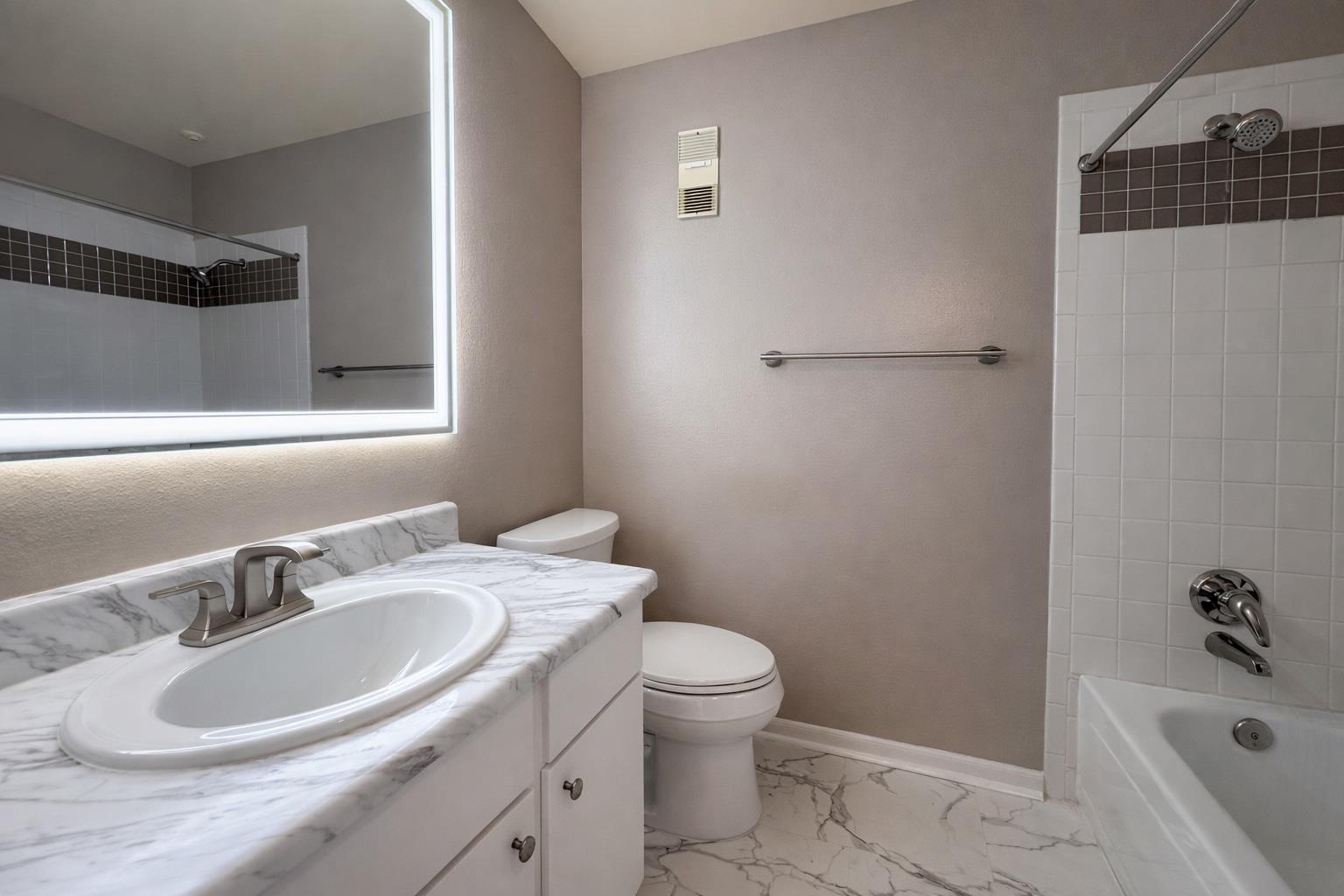 6000 Shepherd Mountain CV # 418