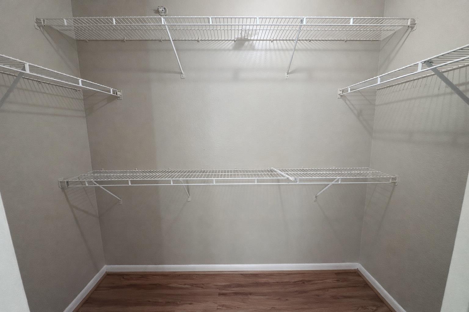 6000 Shepherd Mountain CV # 418