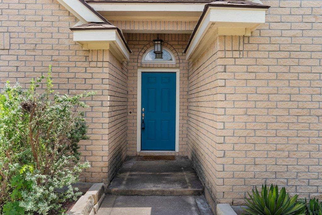 13213 Villa Park DR