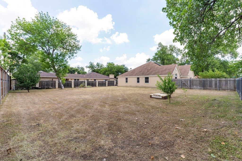 13213 Villa Park DR