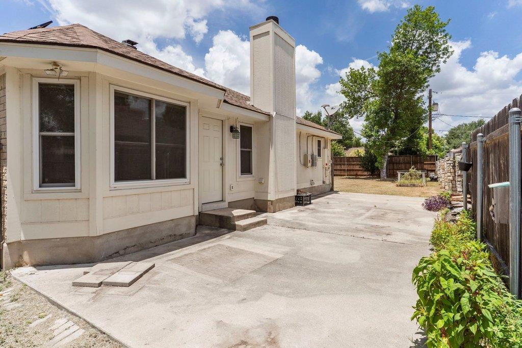 13213 Villa Park DR