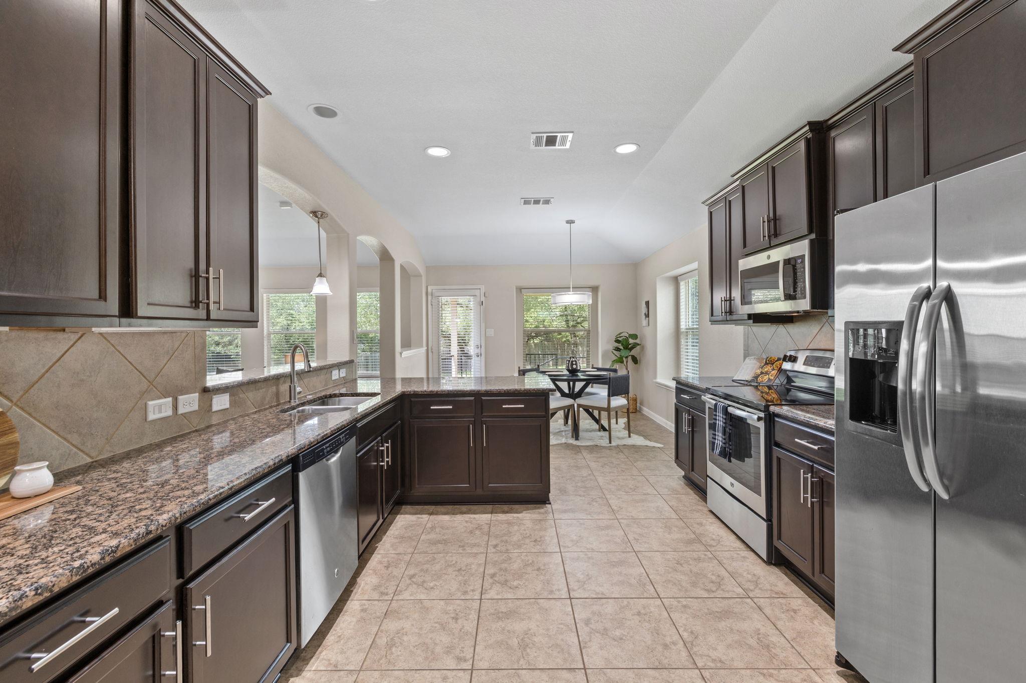 17900 Linkview DR