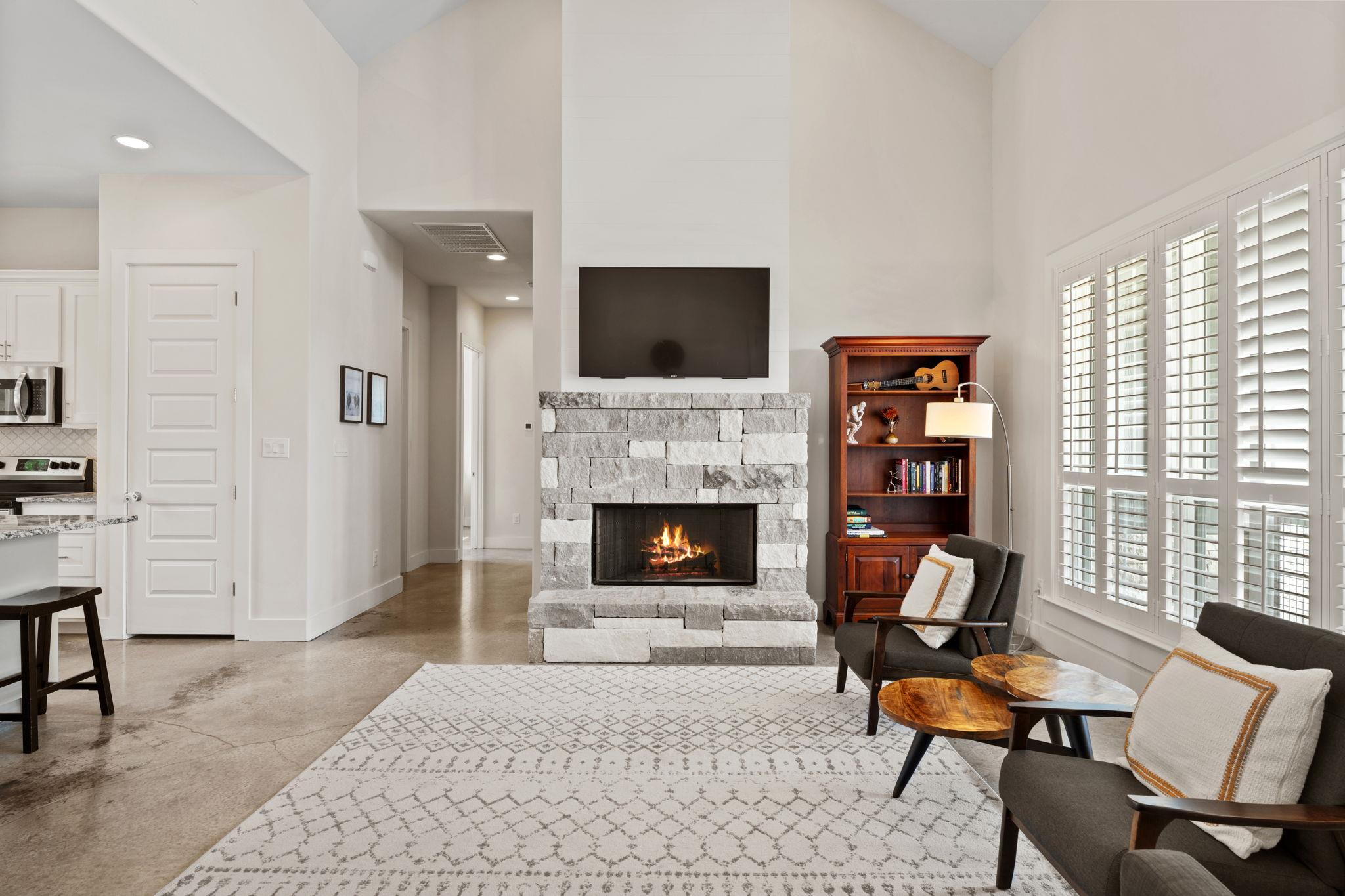 503 Alva DR