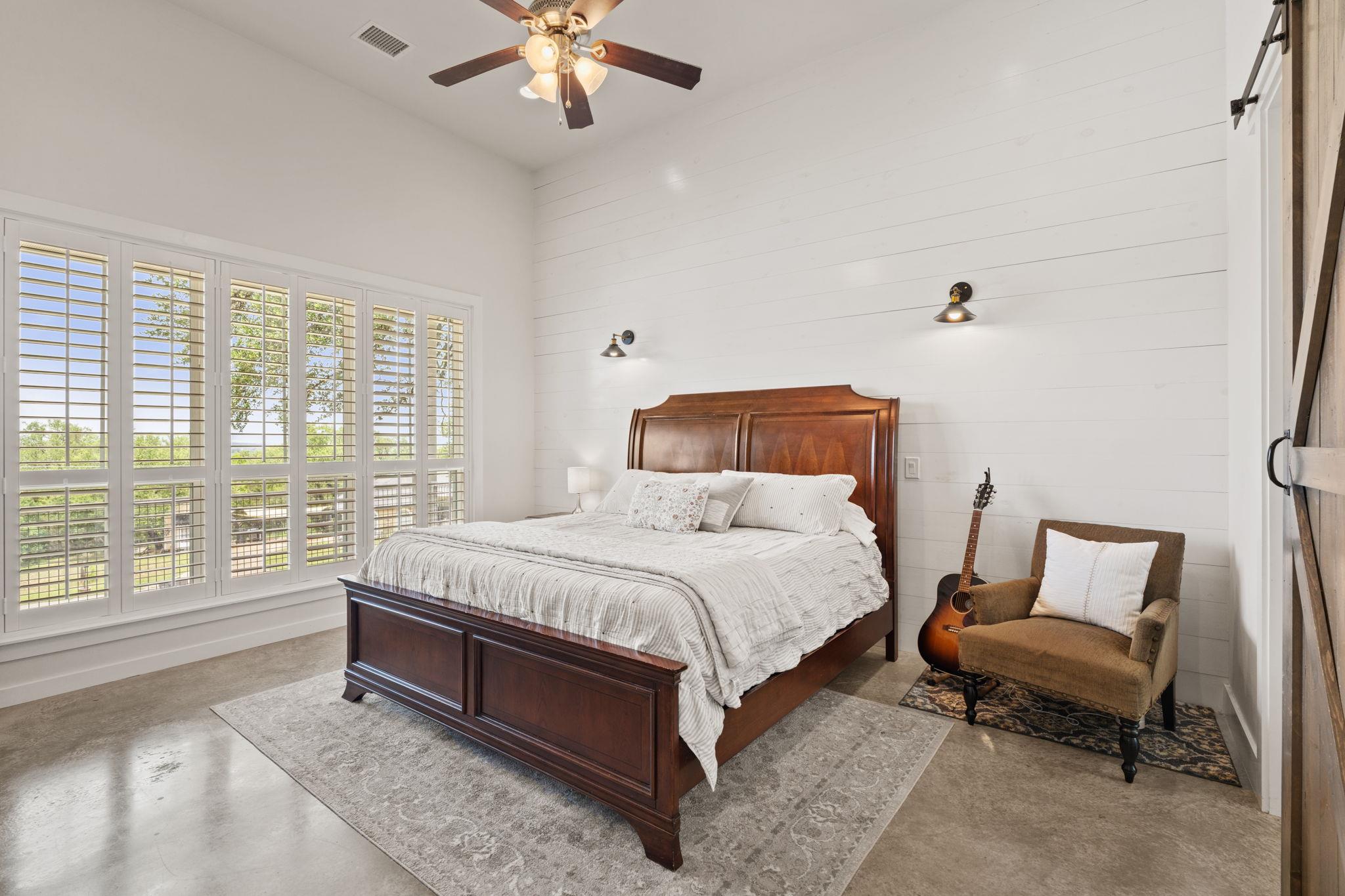 503 Alva DR